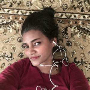 Meet your Posher, Devika